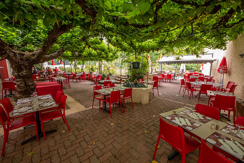 Terrace Restaurant Puy-l'Évêque